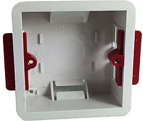 Alustoos NCP-8 süvistatav 73x73x35 valge