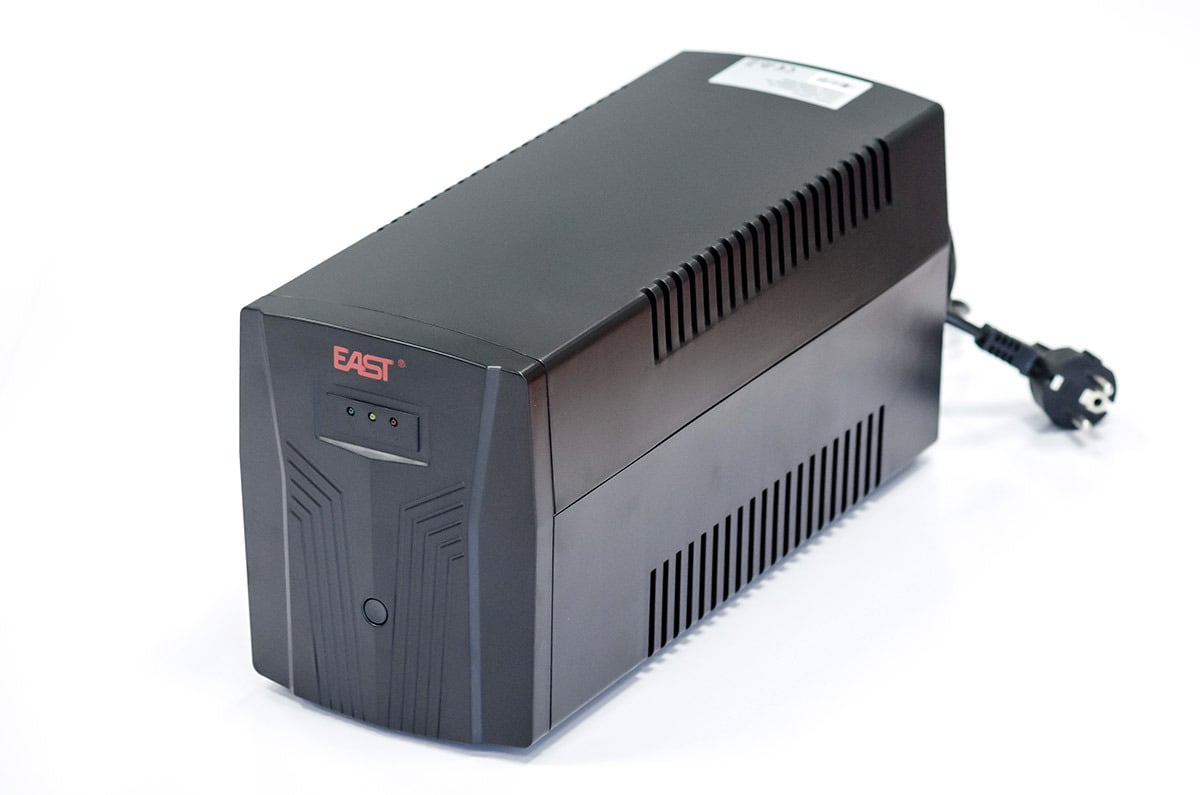 UPS EA265 LED 650VA/390W Tower